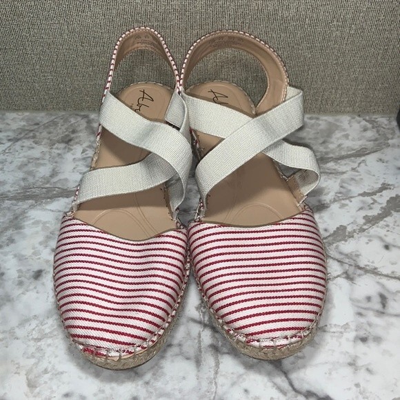 Abella Shoes - Abella Riviera espadrille Sandals size 8.5 M red and white stripe